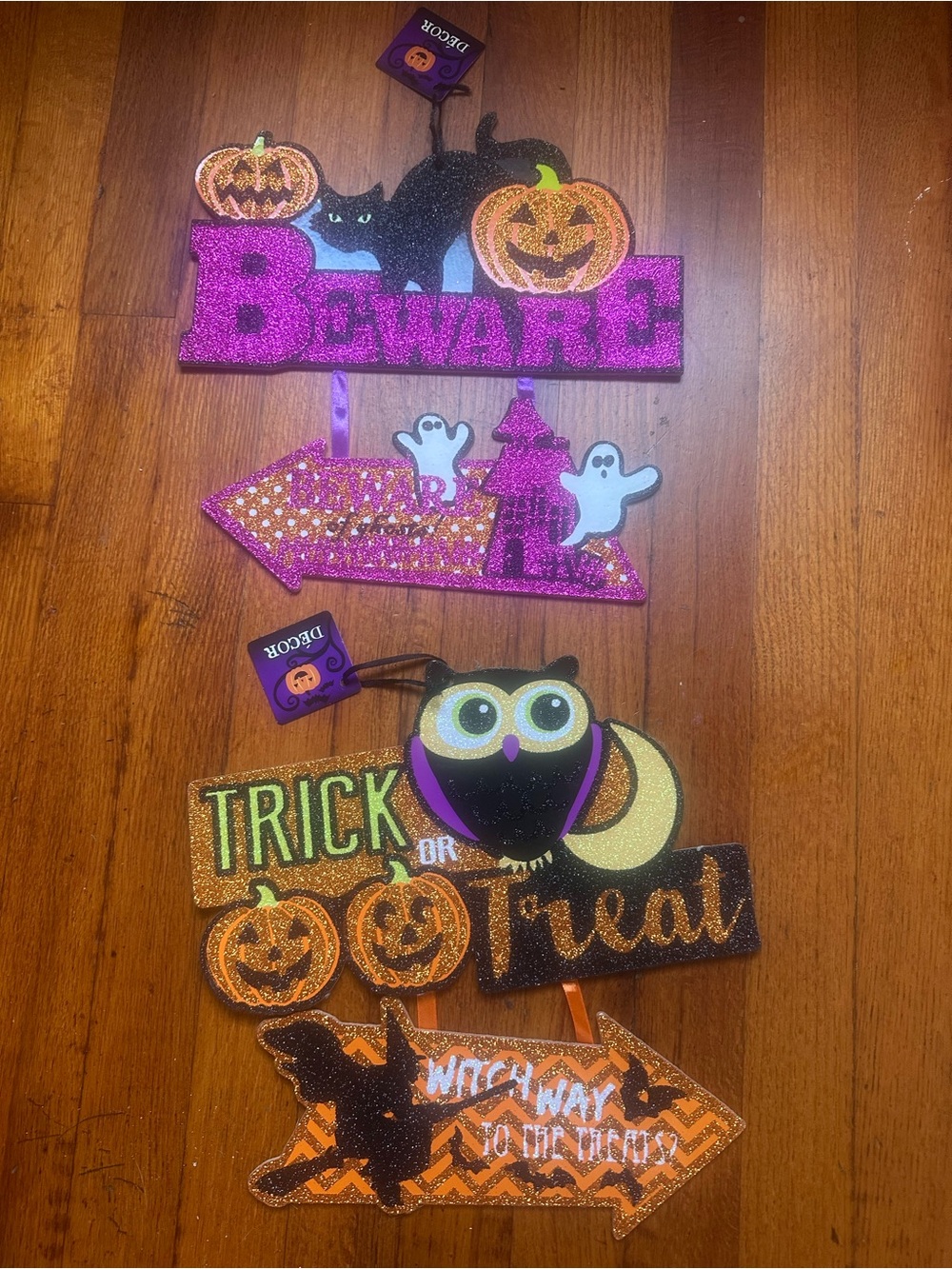 Halloween BEWARE OF THE GHOST ,TRICK OR TREAT Wall  Door Hanging Sign 12 X 12